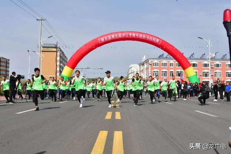 鹤岗人才盛宴：新鲜职位速递，梦想起航的求职良机！